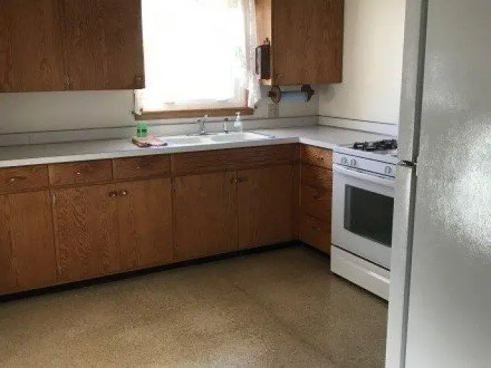 208 E Main Street, Riceville, IA 50466 - Image #2