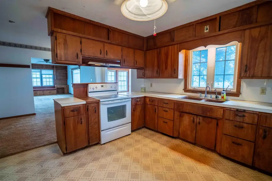 20051 O Avenue, Grundy Center, IA 50638 - Image #2