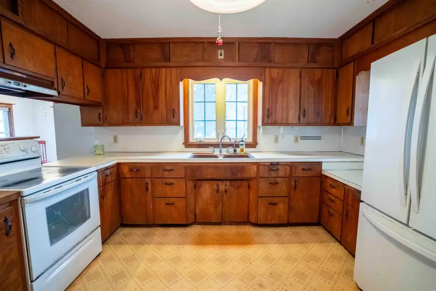 20051 O Avenue, Grundy Center, IA 50638 - Image #3