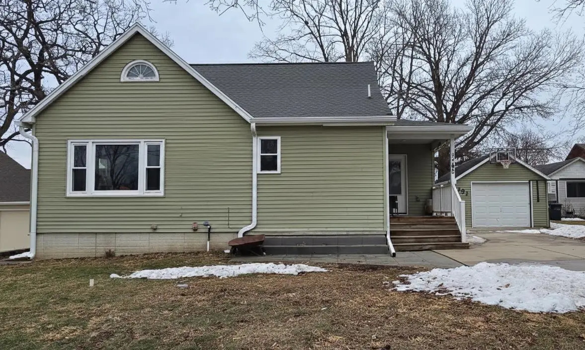 302 1st Street, Parkersburg, IA 50665 - Image #1