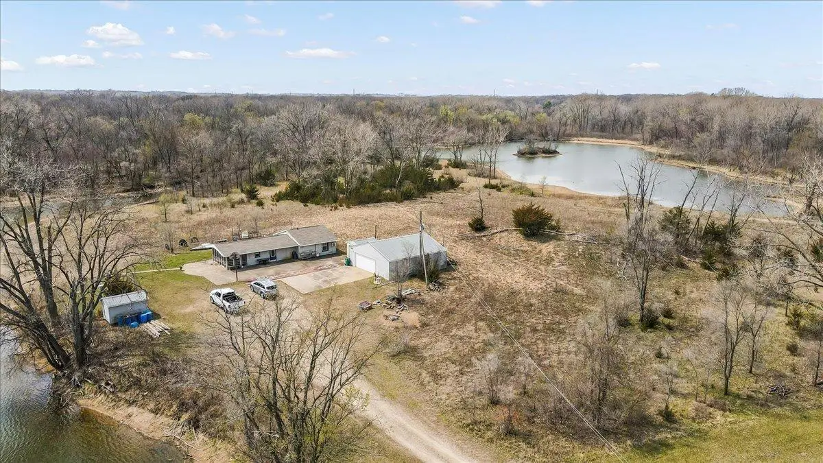 701 Evansdale Drive, Evansdale, IA 50707 - Image #1