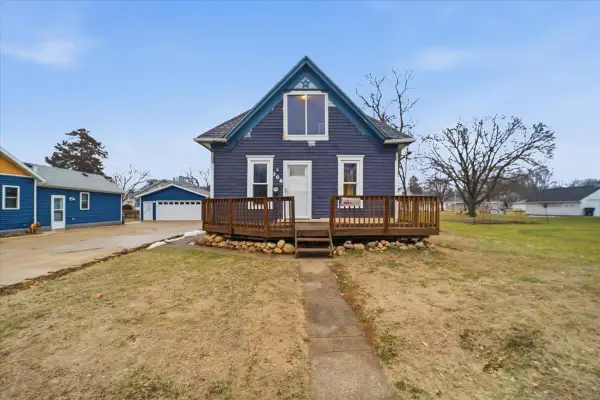 708 Commercial Street, LaPorte City, IA 50651