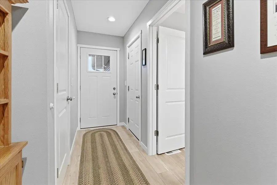 4212 Mourning Dove Drive, Waterloo, IA 50702 - Image #3