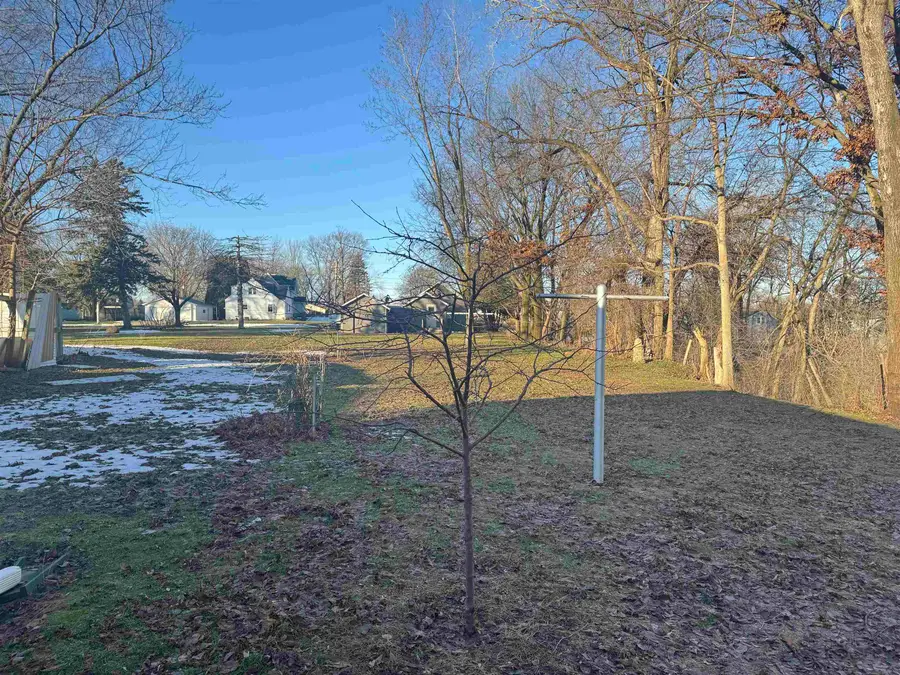 913 Beck Street, Charles City, IA 50616 - Image #3