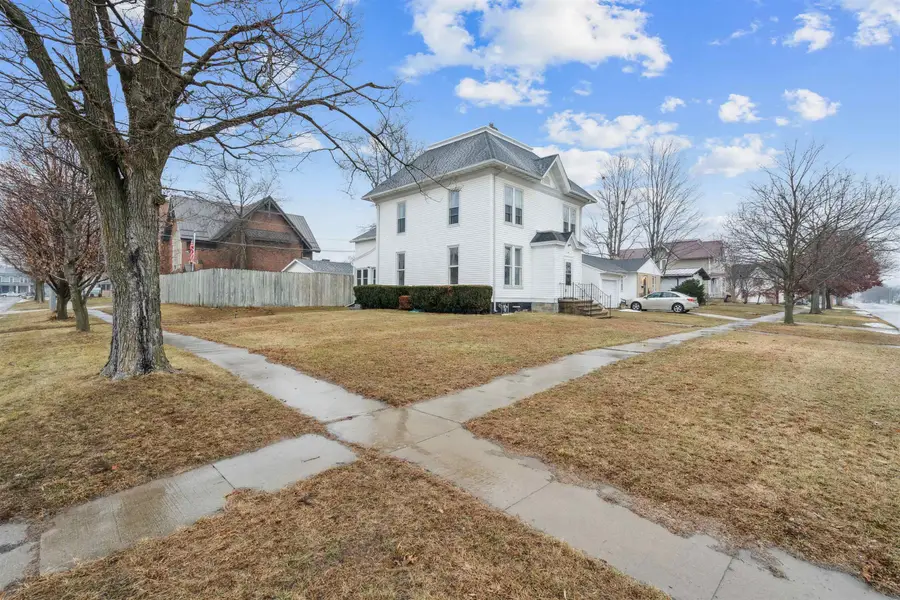 200 E Butler Street, Manchester, IA 52057 - Image #2