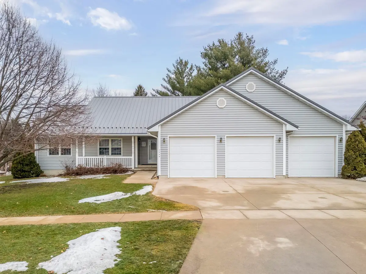 1306 Dalton Drive, Waverly, IA 50677 - Image #1