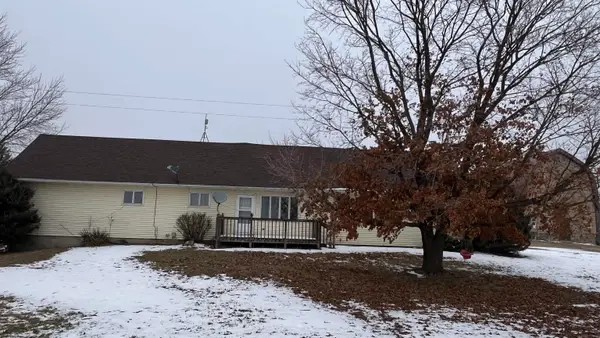 1171 220th Street, Ionia, IA 50645