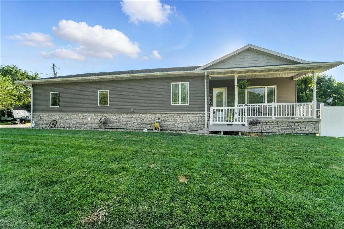 127 Doyle Avenue, Evansdale, IA 50707 - Image #1