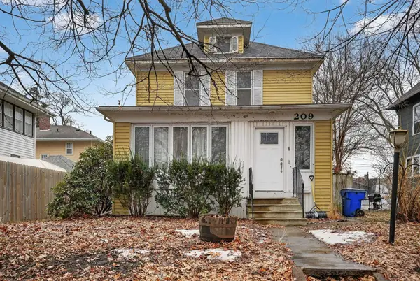 209 Kingsley Avenue, Waterloo, IA 50701