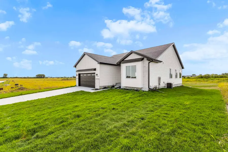 128 Paradise Blvd, Waterloo, IA 50701 - Image #3