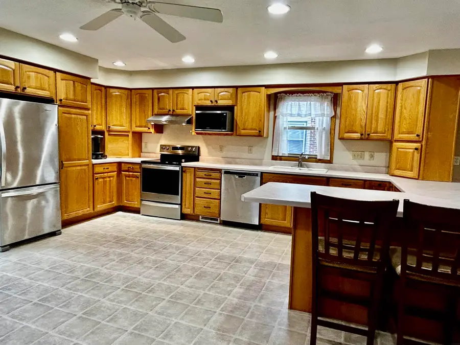 110 Monroe Street, Decorah, IA 52101 - Image #3