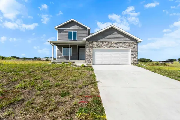 5744 Wall Street, Waterloo, IA 50701