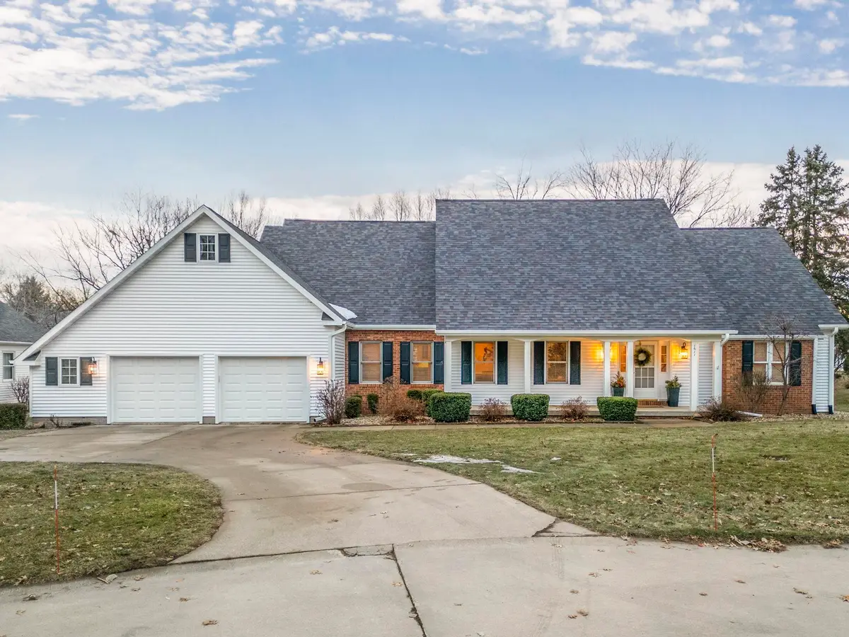 1611 NW 12th Street, Waverly, IA 50677 - Image #1