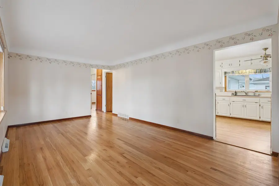 1726 Plymouth Avenue, Waterloo, IA 50702 - Image #3