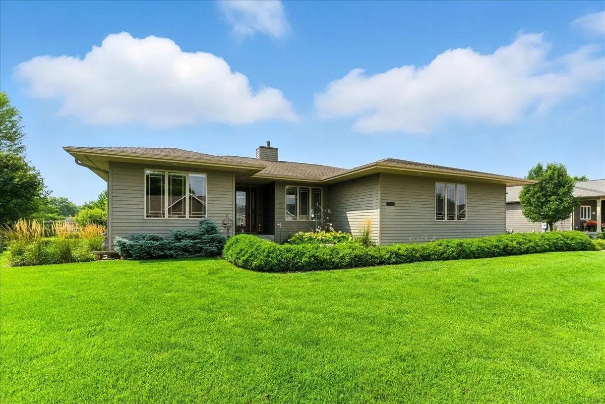 4320 Harvest Lane, Cedar Falls, IA 50613 - Image #1