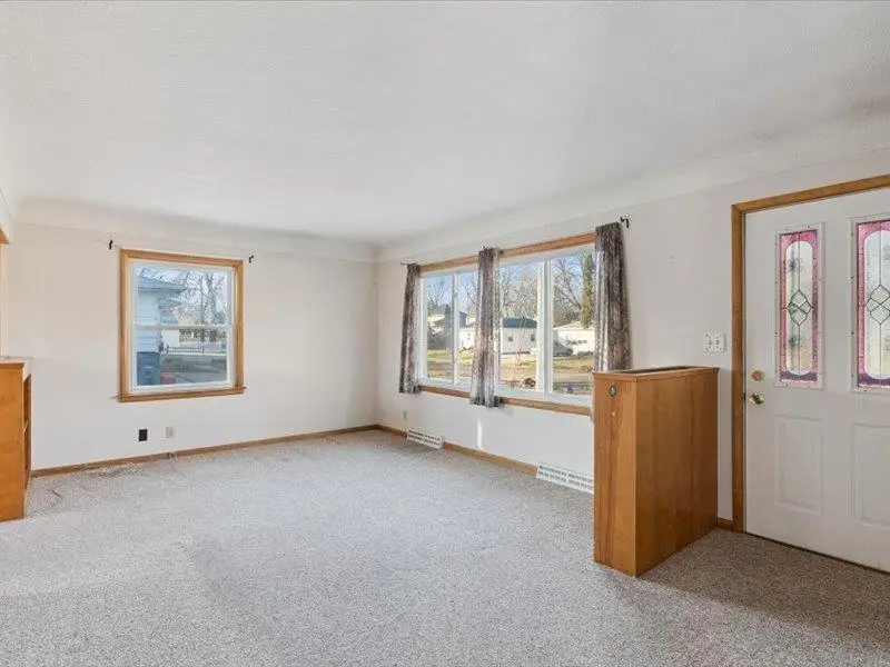 101 Marsh Street, Waterloo, IA 50701 - Image #3