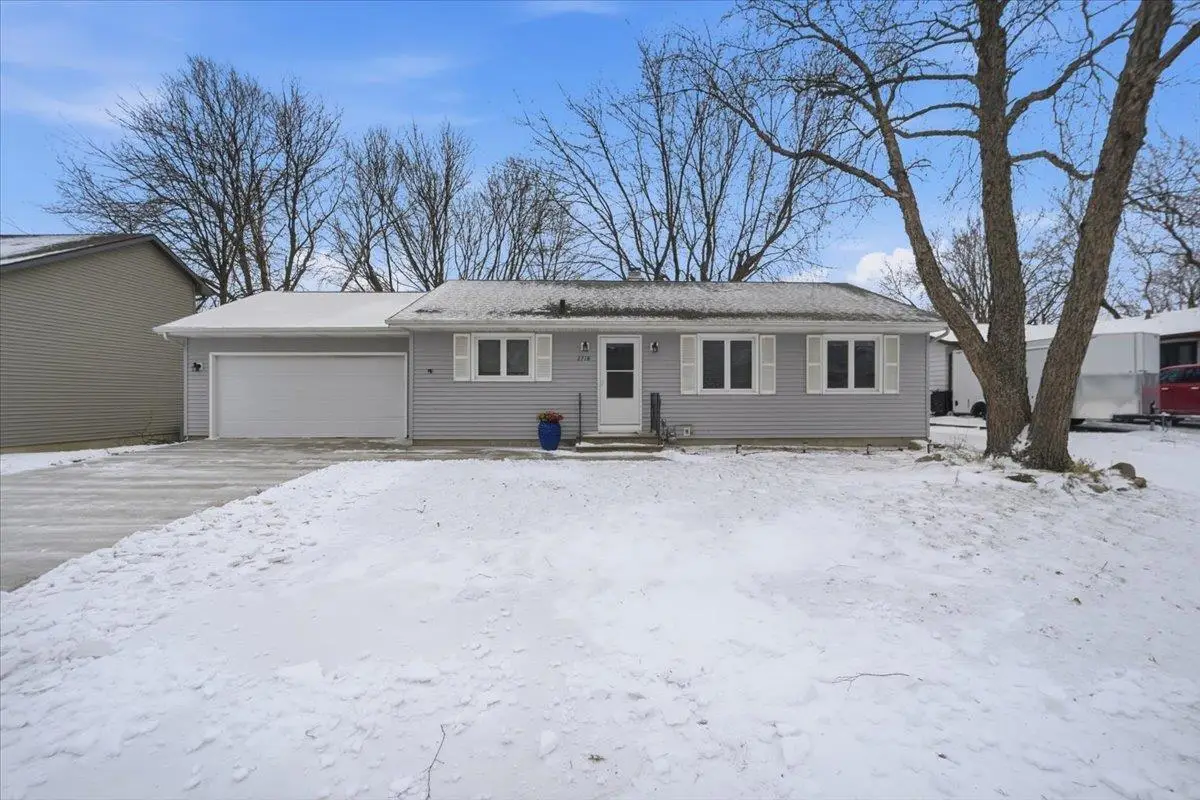 2718 Ryan Dr Drive, Cedar Falls, IA 50613 - Image #1