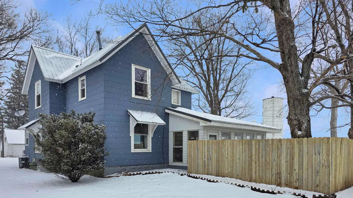 1065 230th St Street, Waverly, IA 50677 - Image #1