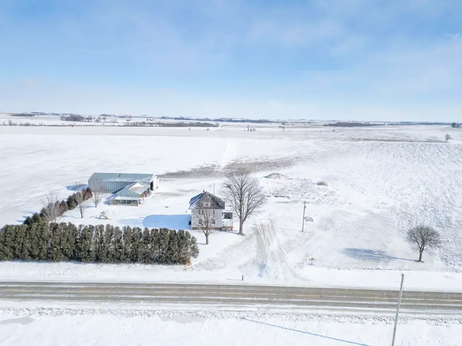 3074 Union Avenue, Sumner, IA 50674 - Image #2