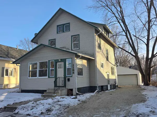 1134 Bertch Avenue, Waterloo, IA 50702