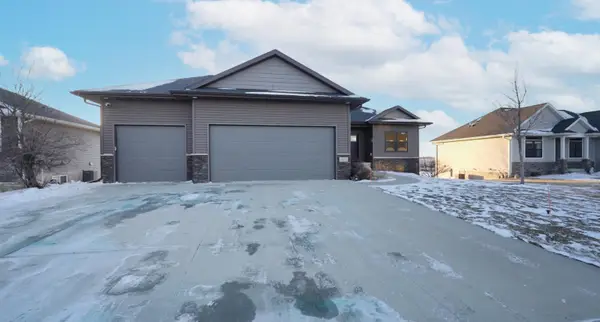 4617 Eden Way, Cedar Falls, IA 50613