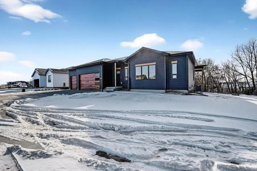 522 Sands Avenue, Janesville, IA 50647 - Image #3