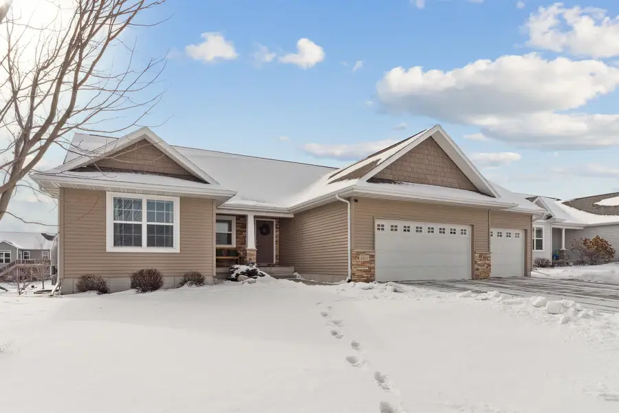 4301 Sonoma Drive, Cedar Falls, IA 50613 - Image #3