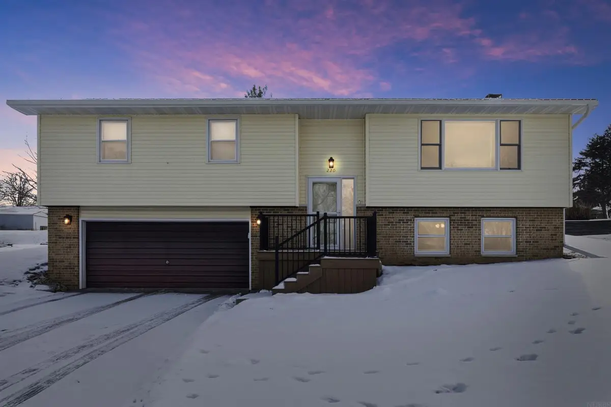 220 Terrace Drive, Independence, IA 50644 - #1