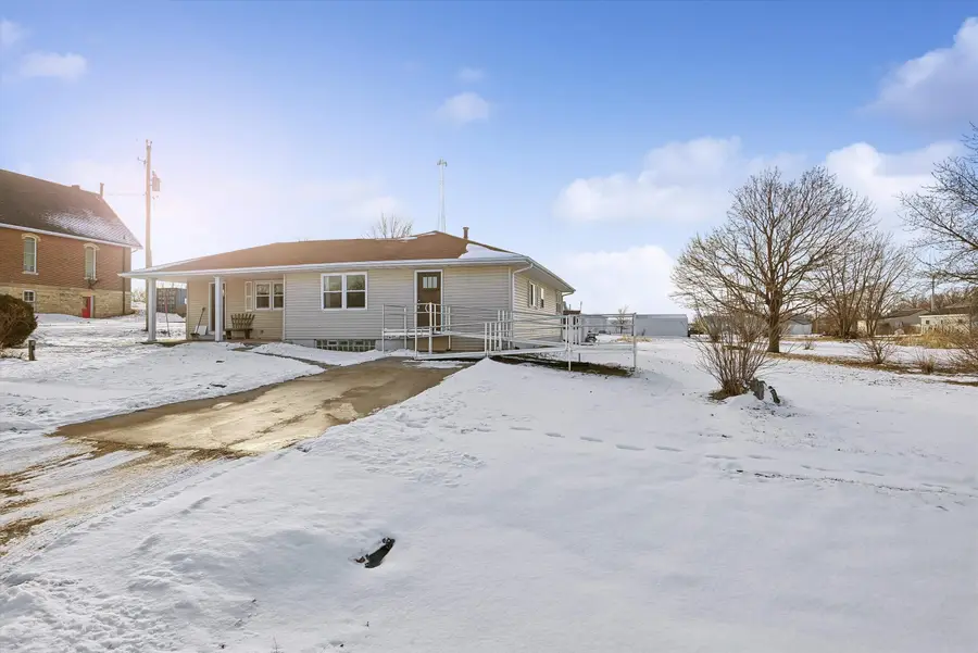 12585 Saint Paul Street, Center Junction, IA 52212 - #2