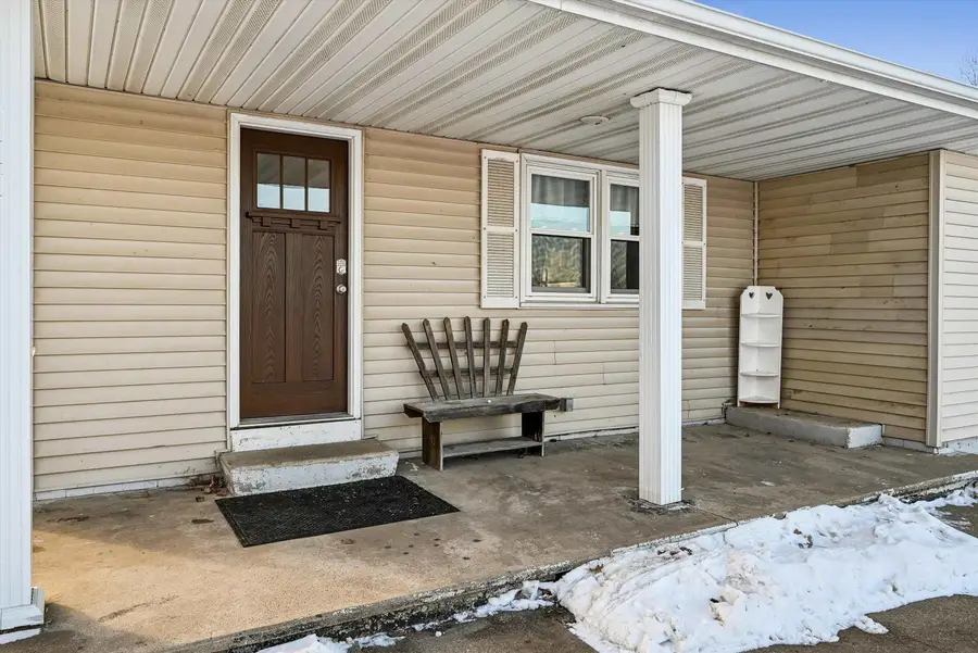 12585 Saint Paul Street, Center Junction, IA 52212 - #3