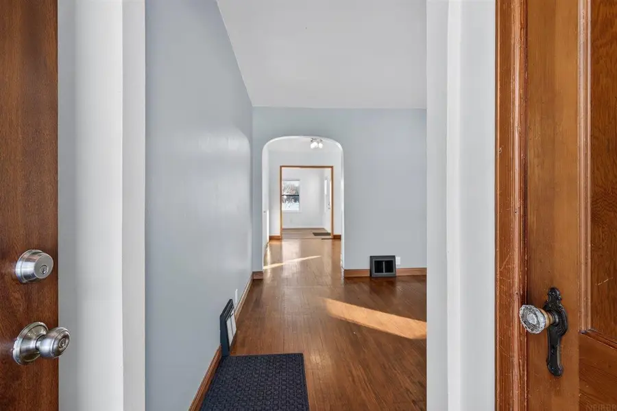 1901 W 7th Street, Waterloo, IA 50702 - Image #2