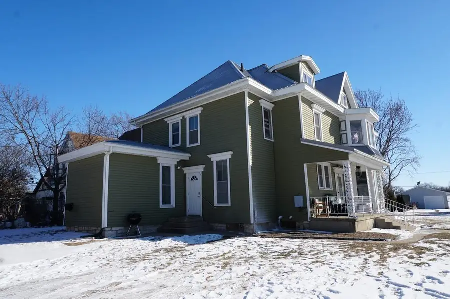 601 N Jackson Street, Charles City, IA 50616 - #3