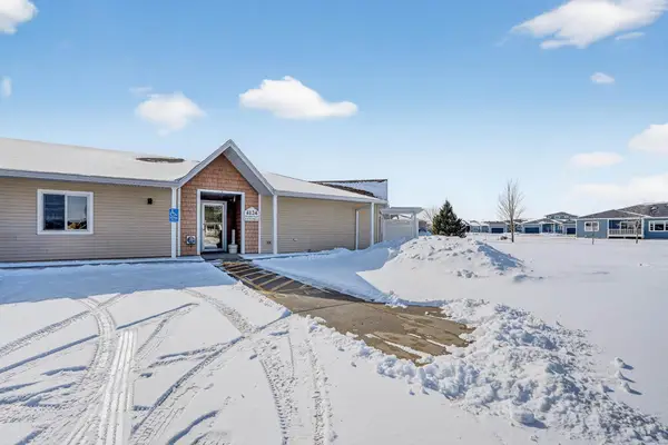 4124 Thresher Court #306, Cedar Falls, IA 50613