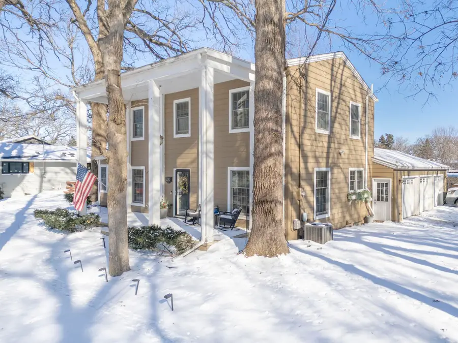 500 18th St W, Clear Lake, IA 50428 - #3