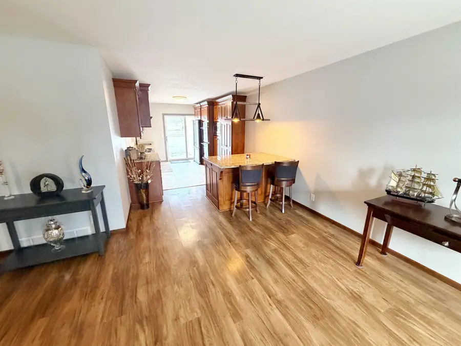 306 W 5th Avenue, Cresco, IA 52136 - #3