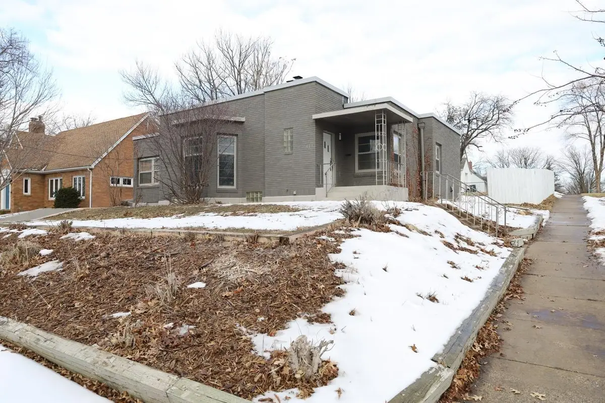 603 W 18th Street, Cedar Falls, IA 50613 - Image #1