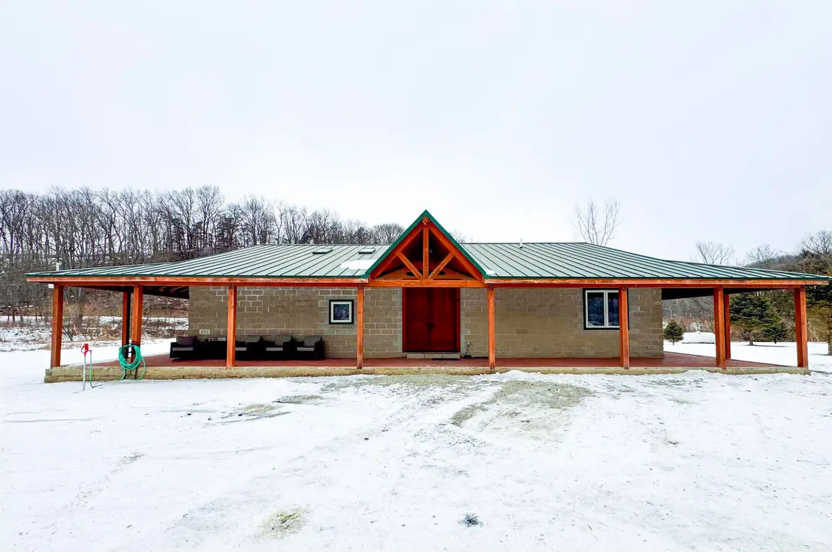 1405 Village Creek Drive, Lansing, IA 52151 - #1