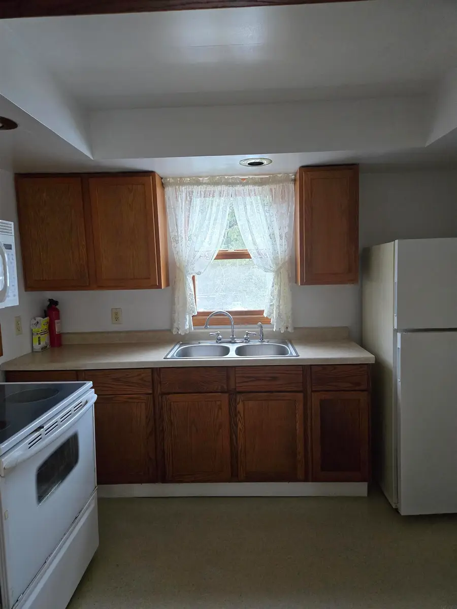 619 W 3rd Street Street, Cresco, IA 52136 - #2