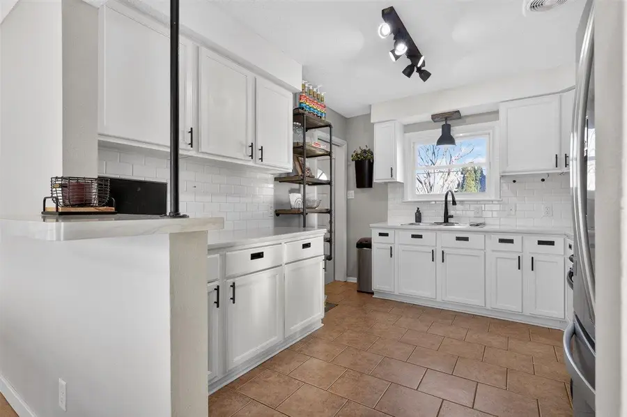 3814 Hillside Drive, Cedar Falls, IA 50613 - Image #3