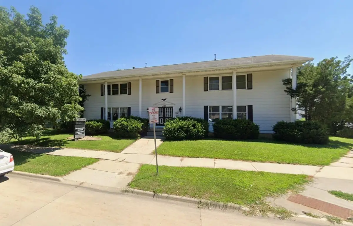 1425 W 5th Street, Waterloo, IA 50702 - Image #1