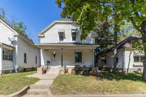 806 Conger St Street, Waterloo, IA 50703