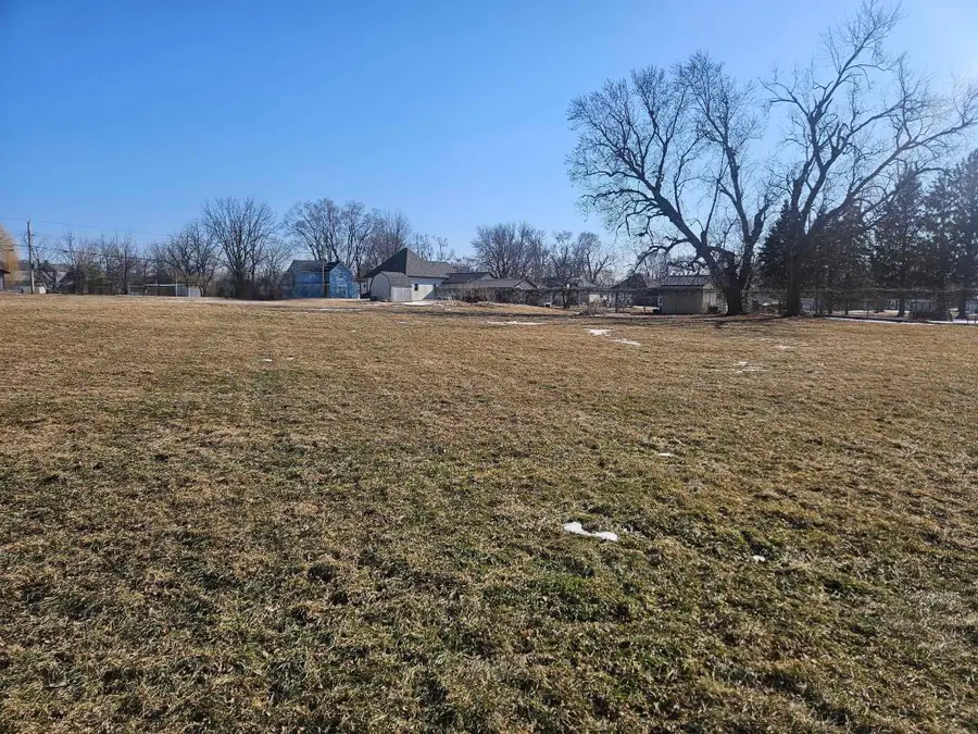 28-91-9 Former Southside School, Oelwein, IA 50662 - #2