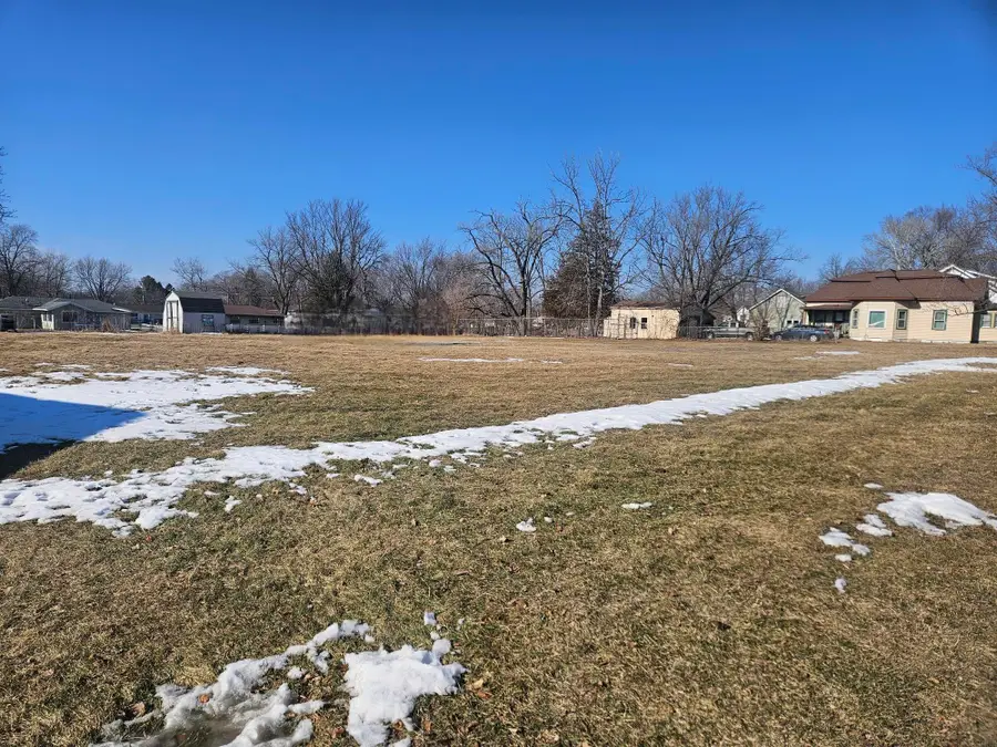 28-91-9 Former Southside School, Oelwein, IA 50662 - #3