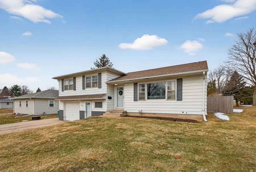 2632 Orchard Street, Waterloo, IA 50702 - #2