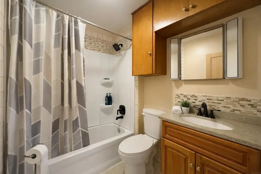 213 S Division Street, Sumner, IA 50674 - #3