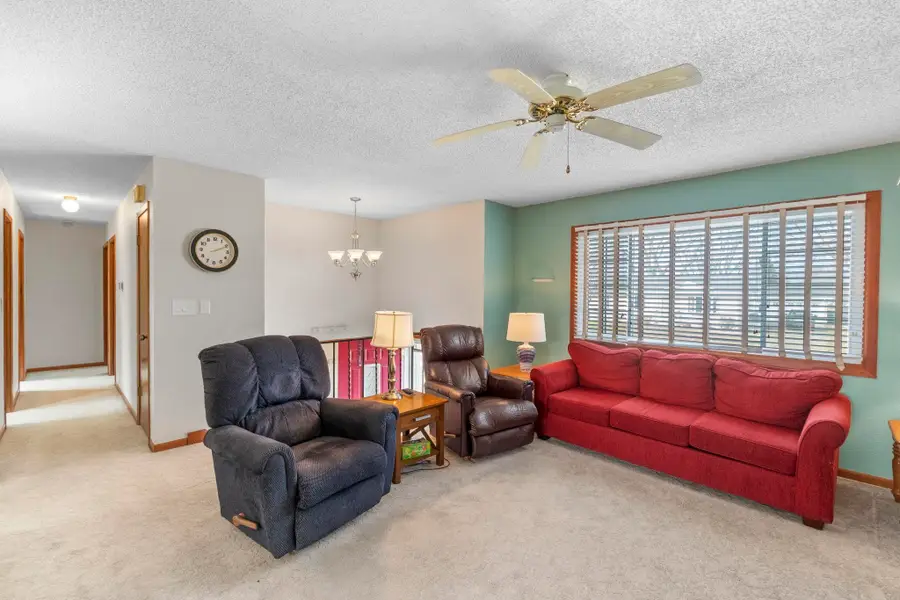 216 Bourland Avenue, Waterloo, IA 50701 - #2