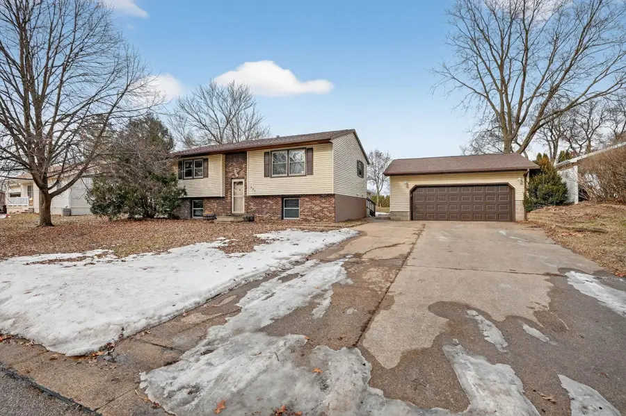 821 9th Avenue, Gilbertville, IA 50634 - #2