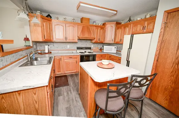 102 N Franklin St. #8, Manchester, IA 52057