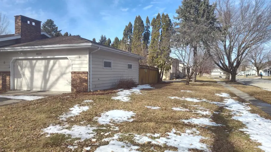 4814 Fostoria Drive, Waterloo, IA 50701 - #2