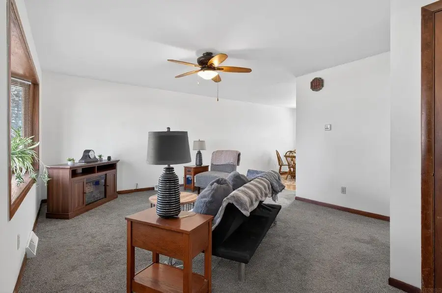 1543 Wakonda Drive, Waterloo, IA 50703 - #3